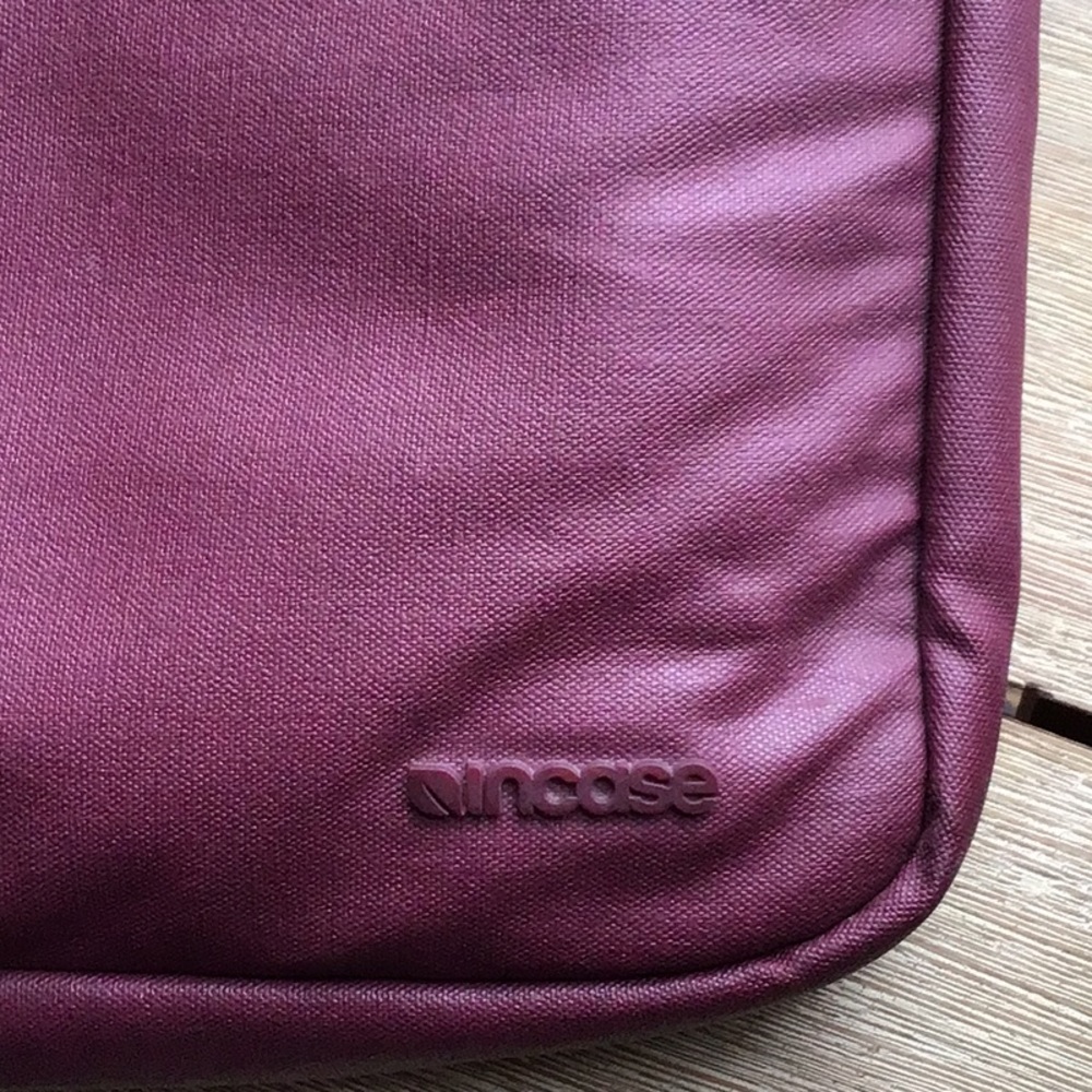EUC Incase unique plum color computer case